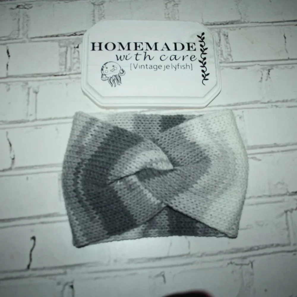Gray and white striped NWoT handmade Knit headband ear warmer - Picture 3 of 5
